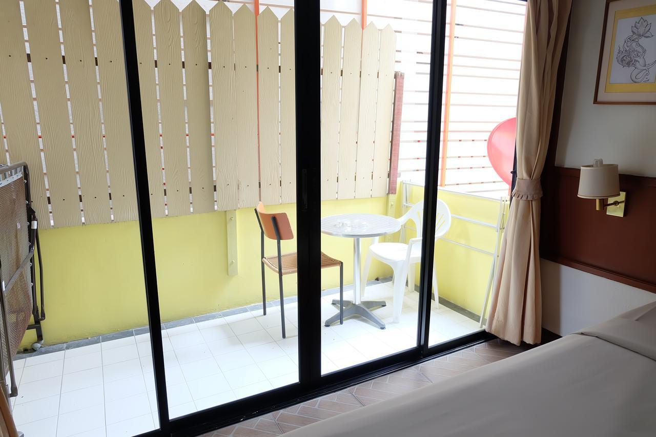 Kaneng Guesthouse Hua Hin Exterior photo