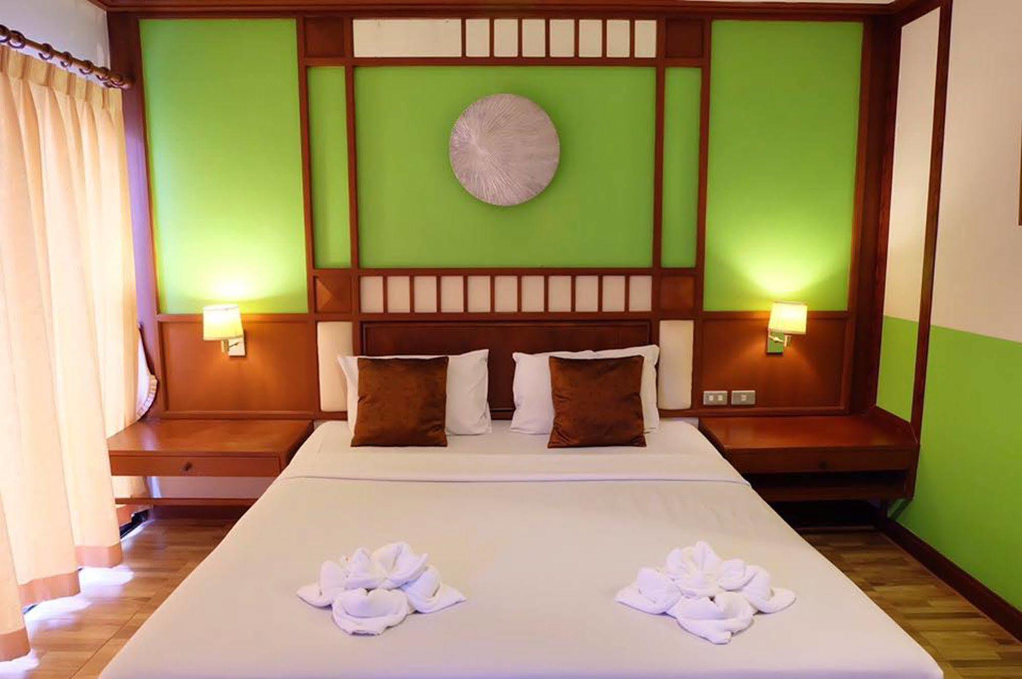 Kaneng Guesthouse Hua Hin Exterior photo