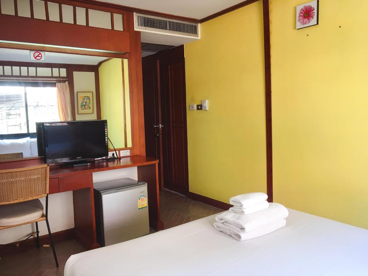 Kaneng Guesthouse Hua Hin Exterior photo